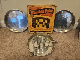 Vintage Checkered Marble Cake Pan Set, Bake King Chicago Metallic MFG - £9.70 GBP