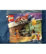 The Lego Movie 2  Star-Struck Emmet Polybag 30620 *NEW* b1 - $10.99
