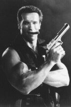 Arnold Schwarzenegger vintage 4x6 inch real photo #448864 - £3.73 GBP