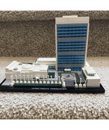 LEGO Architecture United Nations Headquarters ( 21018) *Without Box And ... - $595.52 MXN