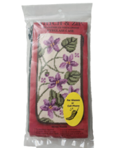 Stitch and Zip Preassembled Needlepoint Eyeglass Phone Case Kit SZ344 Vi... - $285.76 MXN