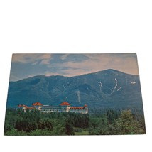 Postcard Towering Peak Of Mt Washington Hotel Bretton Woods NH Chrome Unposted - £5.43 GBP
