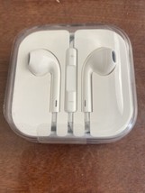 NEW Apple iPhone 4 5 6 Plus 6S OEM Earbuds Headphones 3.5mm Authentic Ea... - £7.11 GBP