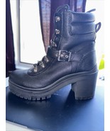 Guess Canaly Platform Combat Boot; Black; Size 7.5,Womens - $569.98 MXN