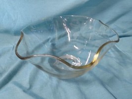 Vintage Hand Blown Glass Serving Bowl Ruffled Rim  - £16.85 GBP