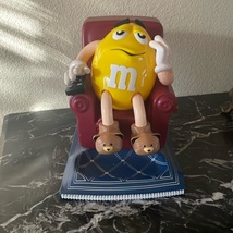 M&amp;M'S Yellow Reclining Candy Dispenser New - $20.00