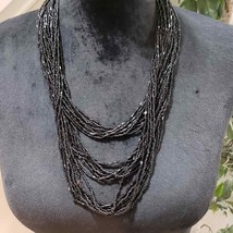 Women&#39;s Black Multilayer Beaded Round Fashion Jewelry Necklace - £22.03 GBP