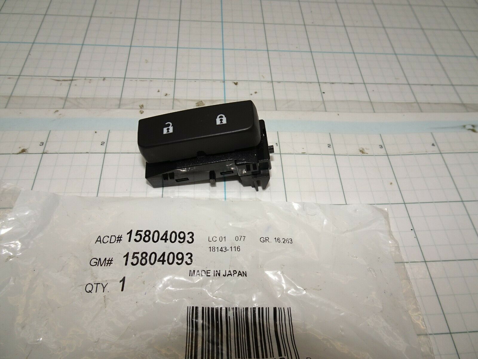 GM 15804093 Power Door Lock Switch  OEM NOS General Motors - $26.10