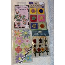 Scrapbooking Flower And Buttons Embellishments - New - £6.96 GBP