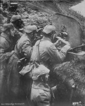 German soldiers firing machine gun at Russian troops World War I WWI 8x10 Photo - £7.04 GBP