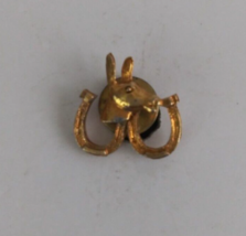 Vintage Donkey Head &amp; Horseshoes Gold Tone Lapel Hat Pin - £4.28 GBP