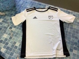 Adidas MLS Youth shirt sz 9-10Y/140 Aeroready (2 tiny snags) - £8.75 GBP