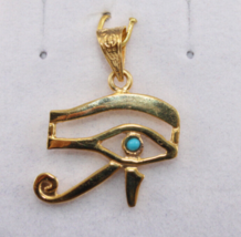 Egyptian carving Handmade Blue Eye Of Horus 18K Yellow Gold Pendant 3 Gr - £311.73 GBP