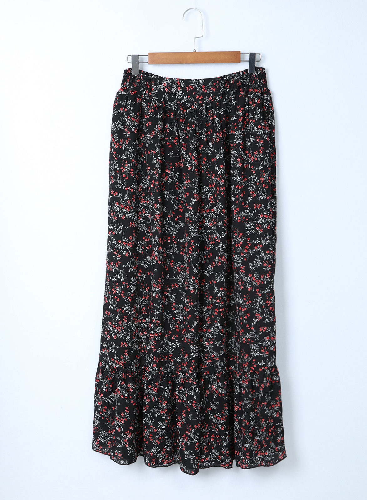 Black Multicolor Floral Ruffled Crop Top and Maxi Skirt Set Item image 4