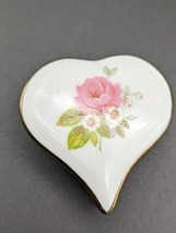 Vintage Hand Painted Heart Porcelain Trinket Pill Box Pink Roses Limoges France - £15.31 GBP