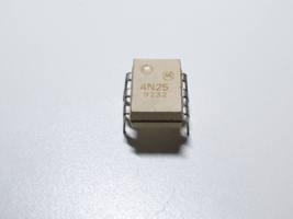 1X 4N25 Motorola Phototransistor Optocoupler 6-Pin DIP High-Isolation - $46.22 MXN
