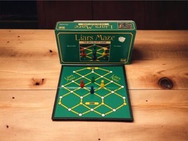 Liars Maze The Big Bluff Game Complete With Instructions 1989 - 7502 - $14.84