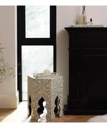 interoknack Garden Stool with Green Bone Inlay, Carved Floral Pattern Si... - €512,79 EUR
