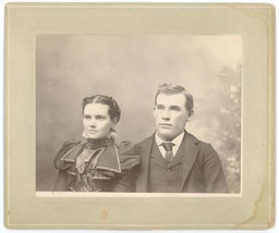 Circa 1890&#39;S Large Antique Cabinet Card Of Man And Woman In Victorian Clothing - £7.46 GBP