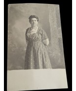Antique RPPC Standing Lady in Pretty Dress Lace Collar Azo Stamp Rectangle  - $111.90 MXN