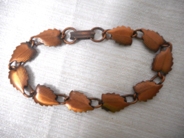 Modernist Solid Copper Chain Link Bracelet 10 Tiles Leaf Design 7 1/2&quot; Long - £10.96 GBP