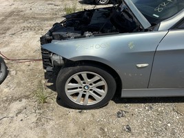 Driver Left Fender Station Wgn Fits 07-12 BMW 328i 104883472 - $99.00
