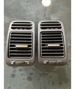 2001-2005 Honda Civic Sedan Left Right Dash Vents Vent L&amp;R OEM 02 03 04 - $741.12 MXN