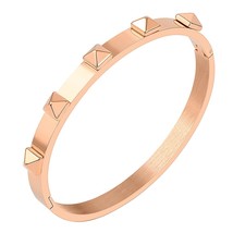 Stainless Steel Luxury Brand Jewelry 6mm Width 5 Pyramid Charms Bangle Gold Colo - £16.74 GBP
