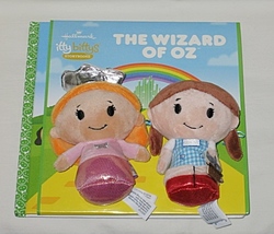 Hallmark Itty Bittys Storybook The Wizard of Oz w/Dorothy &amp; Glinda Plush - £40.55 GBP