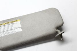 2003-2008 TOYOTA MATRIX XRS VIBE GT LEFT AND RIGHT SUNVISOR OEM SUN VISOR P8061 image 3