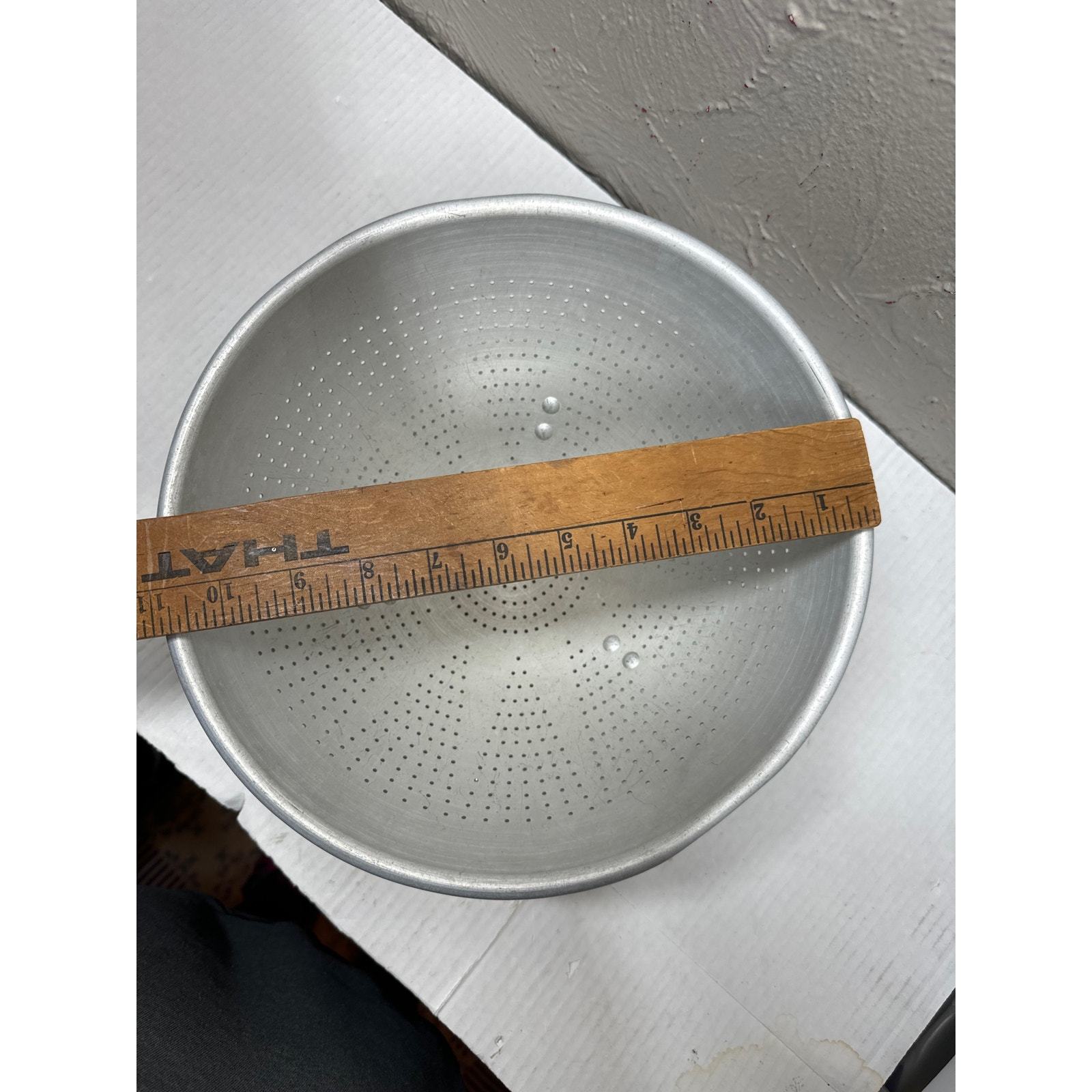 Vintage Wear-Ever Aluminum Colander Self-Standing Footed A-3125 Made in USA Item image 3