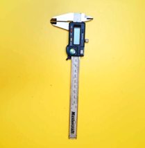 MASTERCRAFT ELECTRONIC DIGITAL CALIPER INCH/MM BACKLIT LCD STAINLESS ST... - $28.55