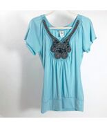 Daytrip Blue Women&#39;s Short Sleeve Enmbellished Neckline Top Size Small - $15.06 CAD