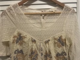 Anthropologie Meadow Rue Sz M Dotted and Floral Lace Blouse Ivory/Brown Lined - £20.33 GBP