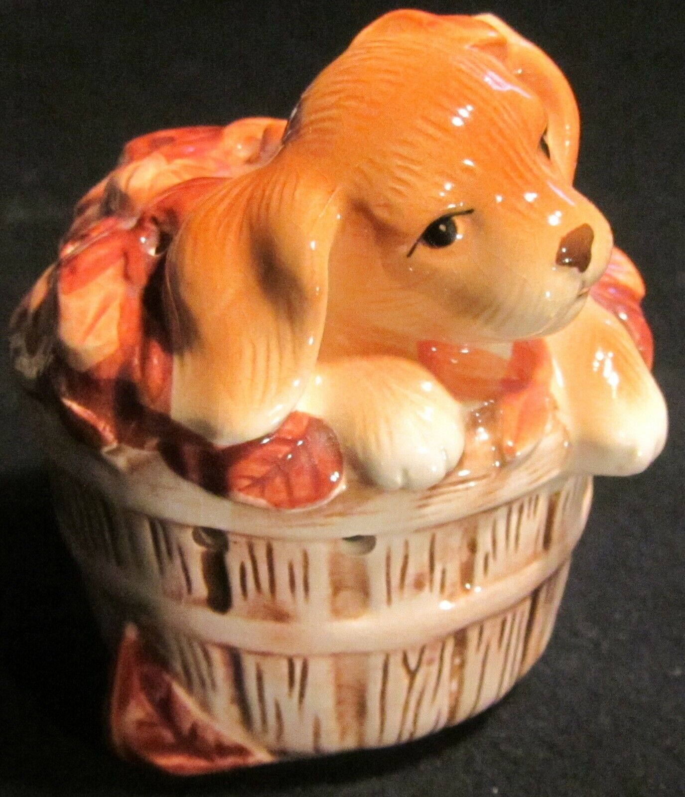 CHARMING VINTAGE AVON POMANDER POTPOURRI PUPPY DOG SPANIEL &#39;BASKET OF FUN&#39; - $4.00