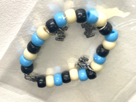 Stretchy Blue and White Beaded Bracelet with Silver Love Charms NEW - £3.15 GBP