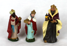 Vtg. 2 Western Germany 5&quot; King Paper Mache Nativity Figurines &amp; 1- 6.5&quot; Ceramic - £14.52 GBP