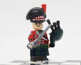 The 92nd Gordon Highlanders Regiment Bagpiper Minifigure Bricks Toys - $3.49