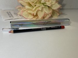 MAC -Selenaville- Lip Pencil Selena La Reina Collection NIB Authentic Fr... - $14.80