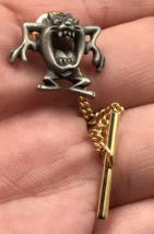 VTG 1988 Tazmanian Devil Taz Warner Bros Pewter Tie Tack Pin w/ Golden Chain - £14.52 GBP