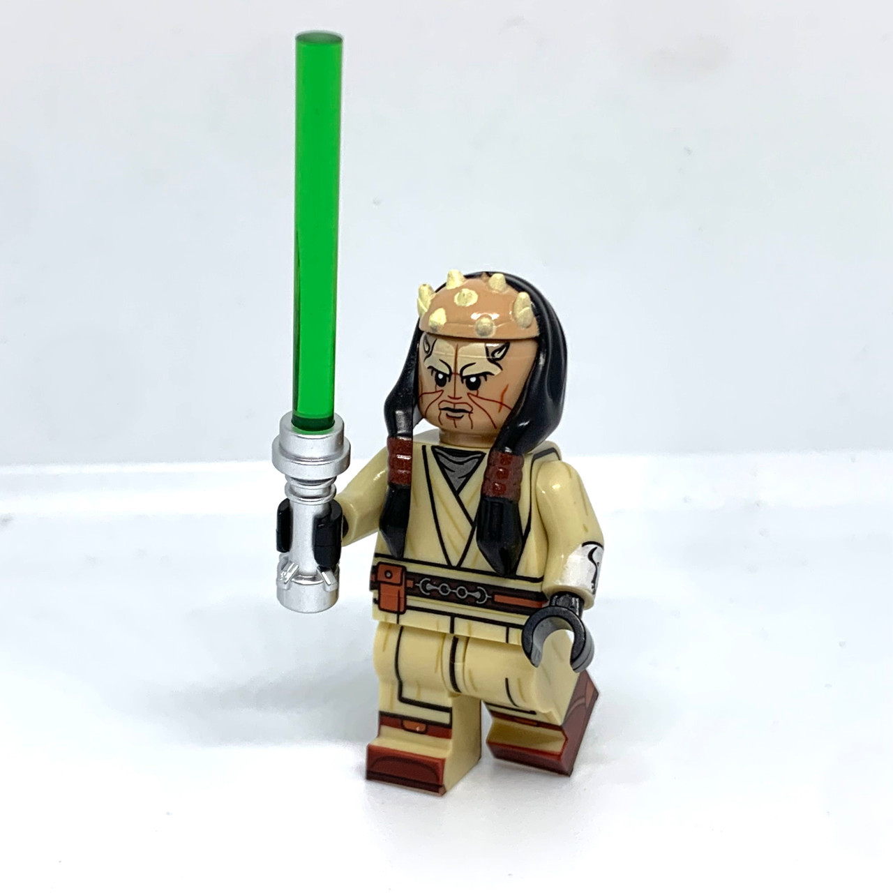 Jedi Knight Eeth Koth Custom Minifigures - $18.05
