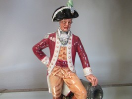 ROYAL DOULTON HN 2733 OFFICER OF THE LINE  ENGLAND 9.5&quot; 1982 DOULTON SIGNED - $148.45