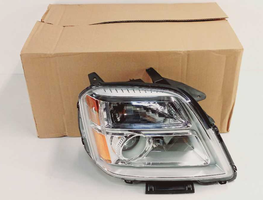 Primary image for New OEM Genuine GMC Headlight Head Lamp 2010-2015 Terrain SLE SLT 84791975 RH