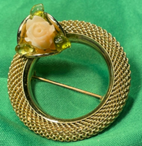 Gold Tone Brooch Mesh Pink Flower Accent Vintage - $36.74