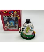 Looney Tunes Figurine Waterfall Sylvester 6in - $25.35 CAD