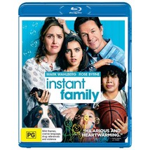 Instant Family Blu-ray | Mark Wahlberg, Rose Byrne | Region Free - £10.50 GBP