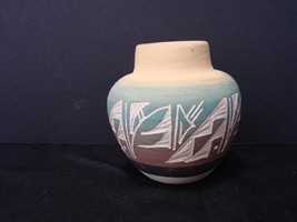 Mesa Verde, Colorado Signed Mini Pottery - £9.40 GBP