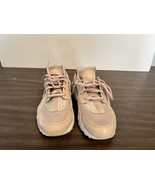 Nike Air Huarache Run Wmns SZ 7.5 - Particle Beige 634835-202 - $19.35