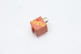 91-23 BMW RELAY CHANGER SALMON RED E0836 image 3
