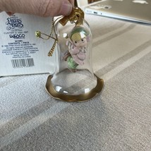 Enesco Precious Moments &quot;Dropping In For Christmas&quot; Glass Bell Ornament #301590L - $18.69